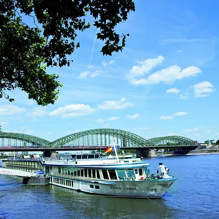 Crossgates Hotelship 3 Star - Nizzaufer - Frankfurt 3*